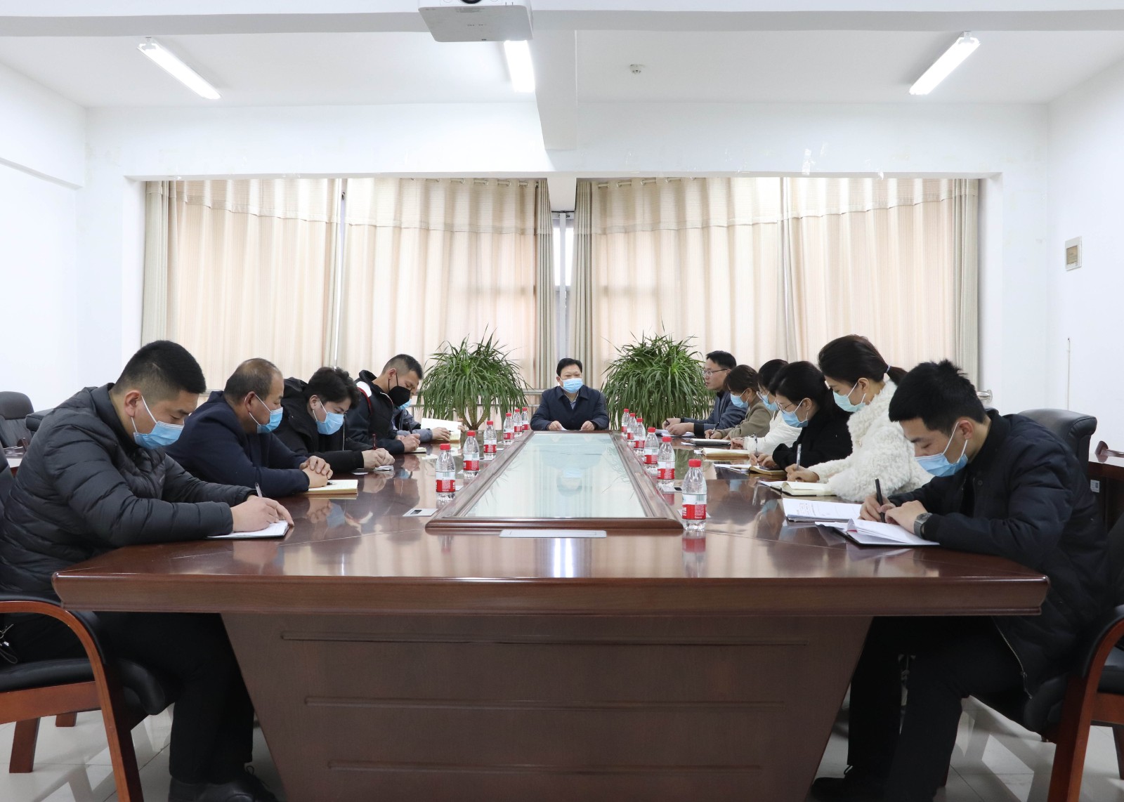 攝影記者劉曉戈4.jpg 攝影記者劉曉戈4.jpg